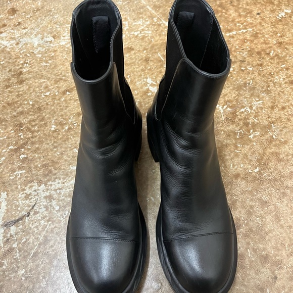 Stewart Weitzman boots - Picture 2 of 4